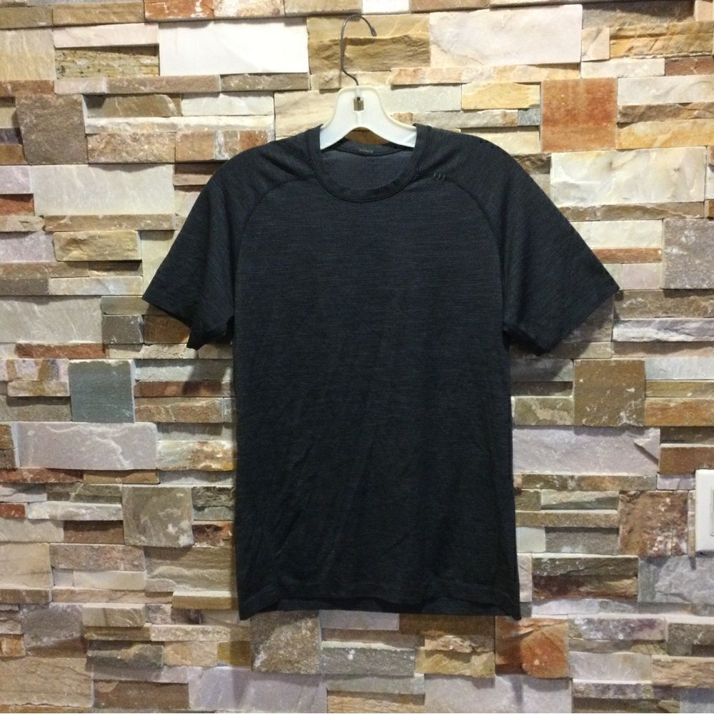 LULULEMON ATHLETICA Sport Tees